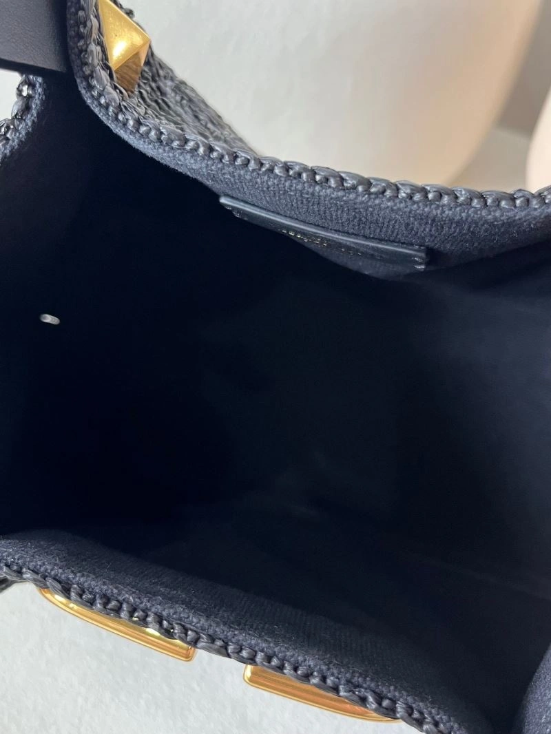 Elegant Valentino Shopping Bags 59583