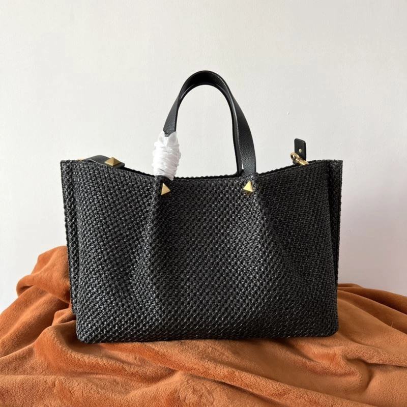 Chic Valentino Shopping Bags 59555