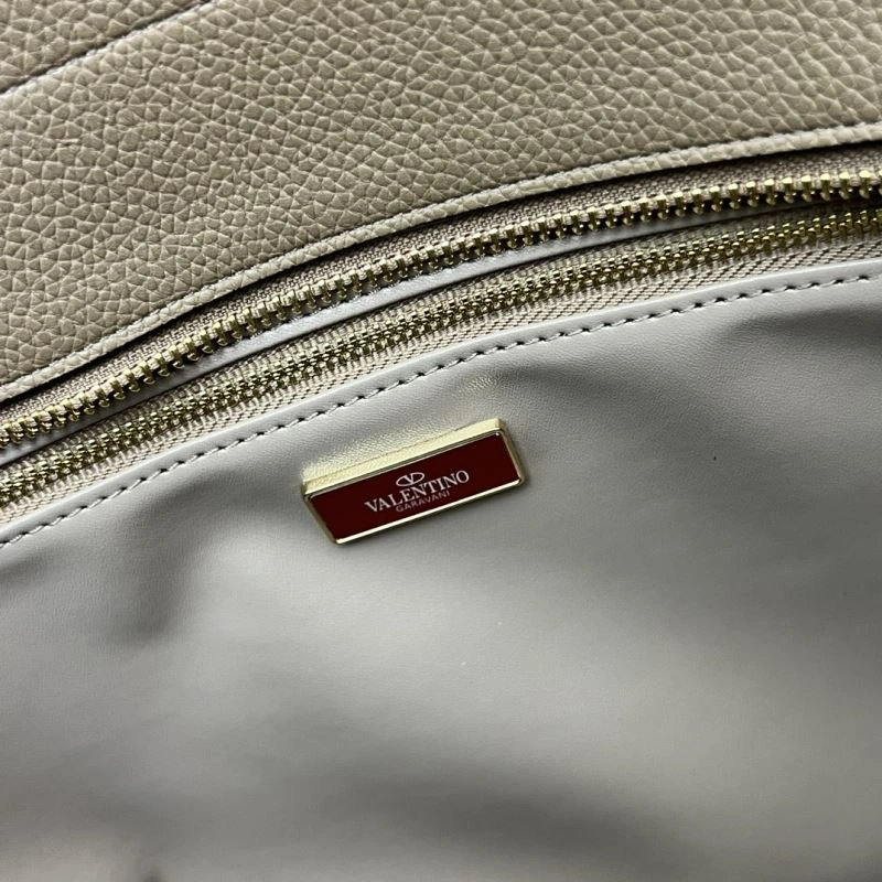 Valentino Shopping Bags EyeCatching 82004