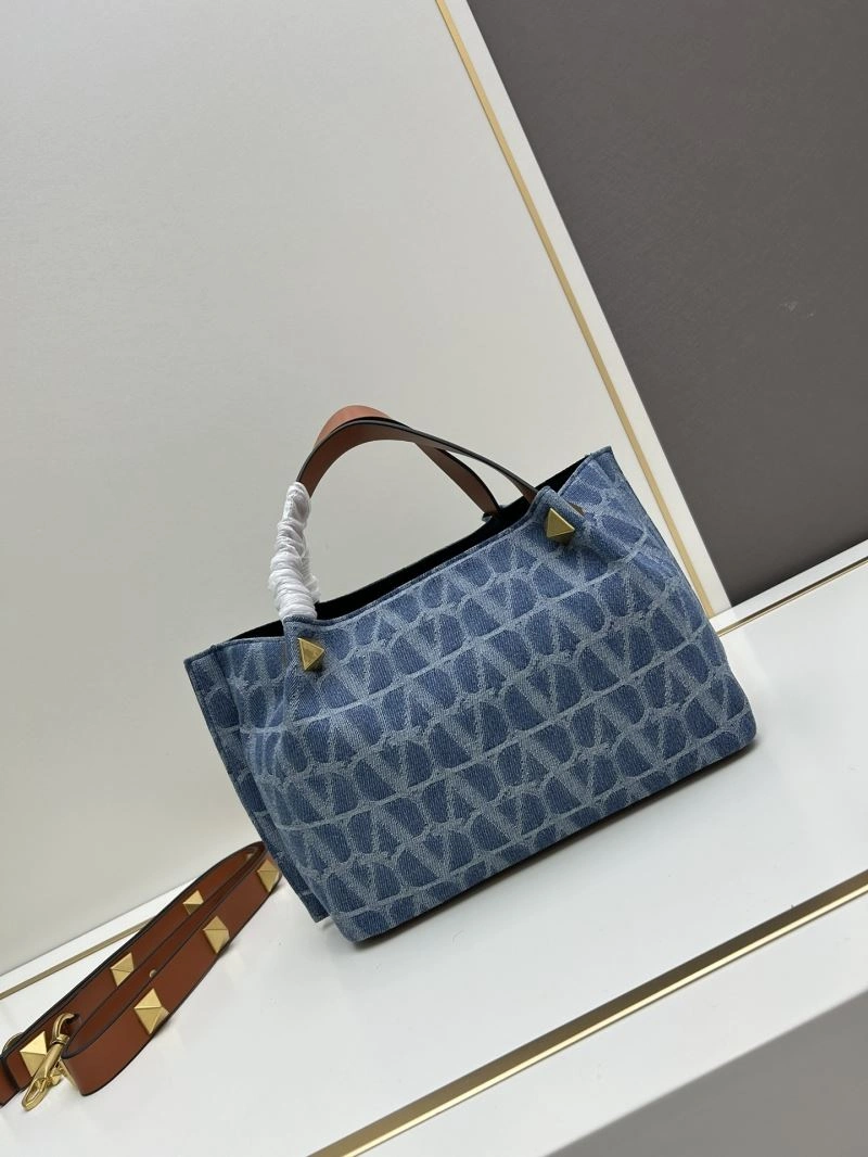 Sustainable Valentino Shopping Bags 82002