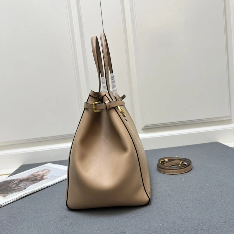 Valentino Shopping Bags Bright 82050