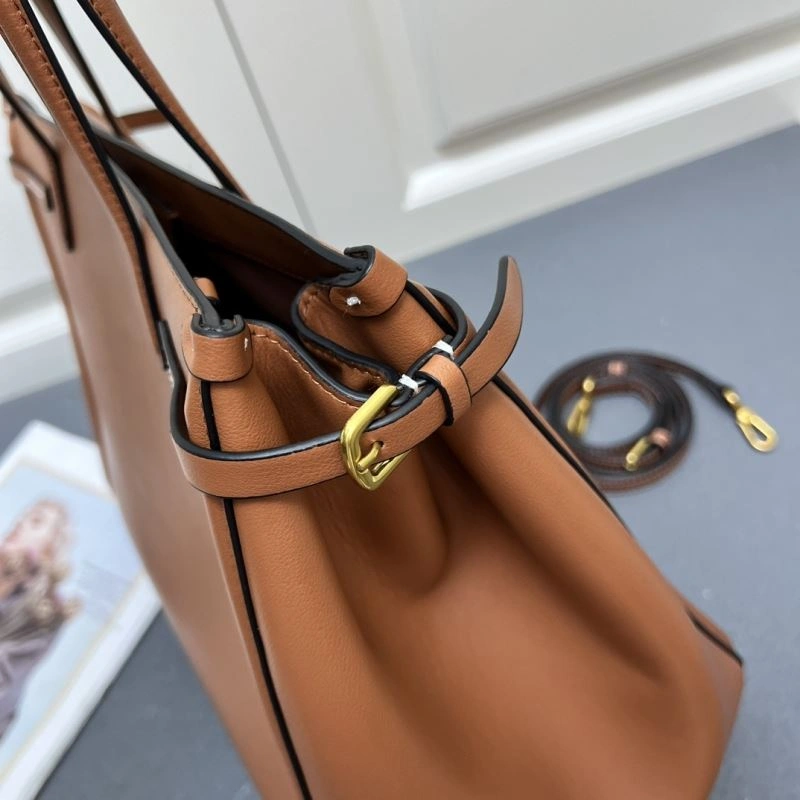 Valentino Shopping Bags Minimalist 81972