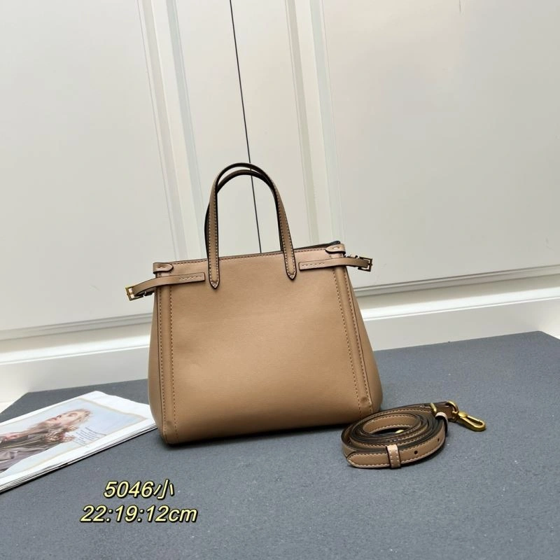 Trendy Valentino Shopping Bags 81967