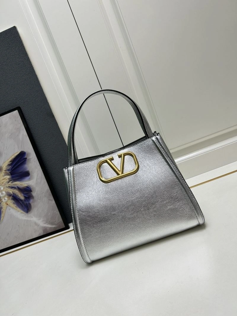 Timeless Valentino Shopping Bags 81963