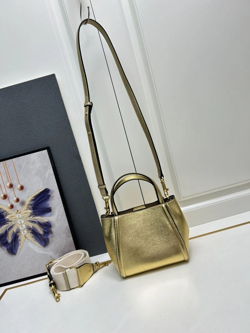 Sporty Valentino Shopping Bags 81945