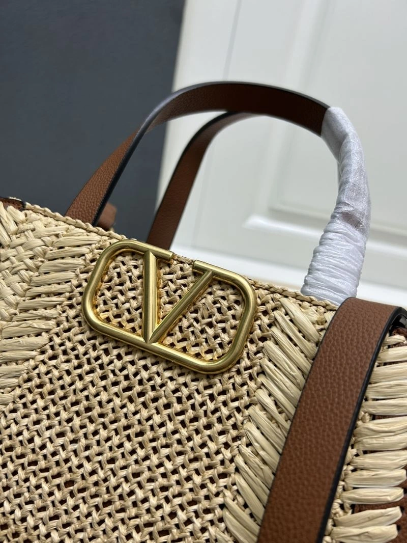 EyeCatching Valentino Shopping Bags 81952