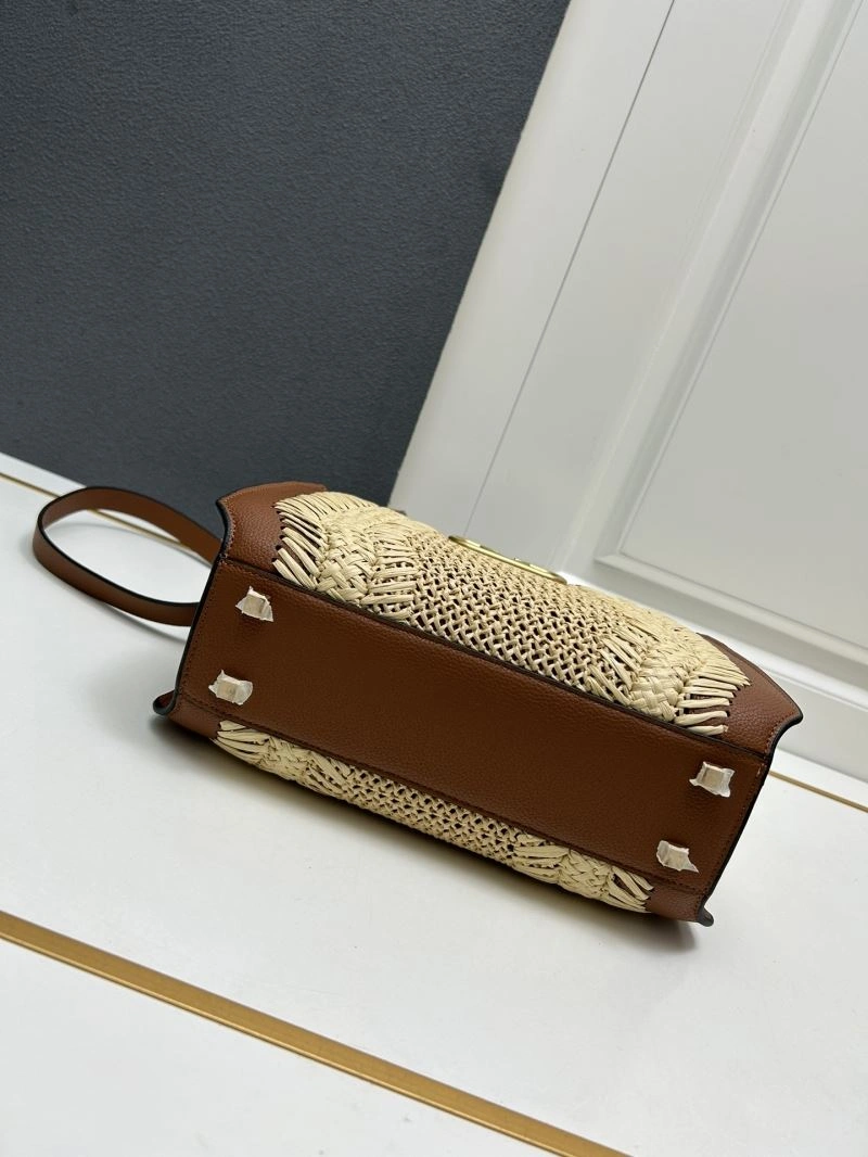 EyeCatching Valentino Shopping Bags 81952