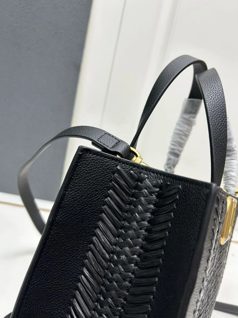 Valentino Shopping Bags FashionForward 81943