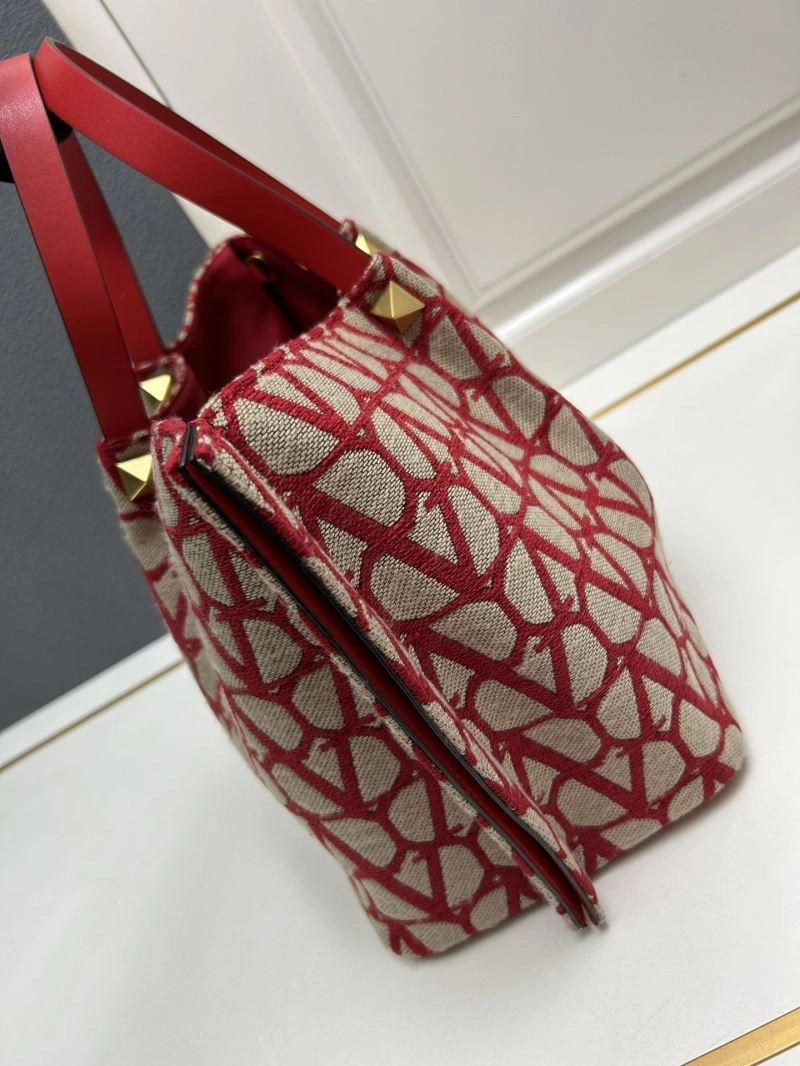 Valentino Shopping Bags Trendsetting 81947