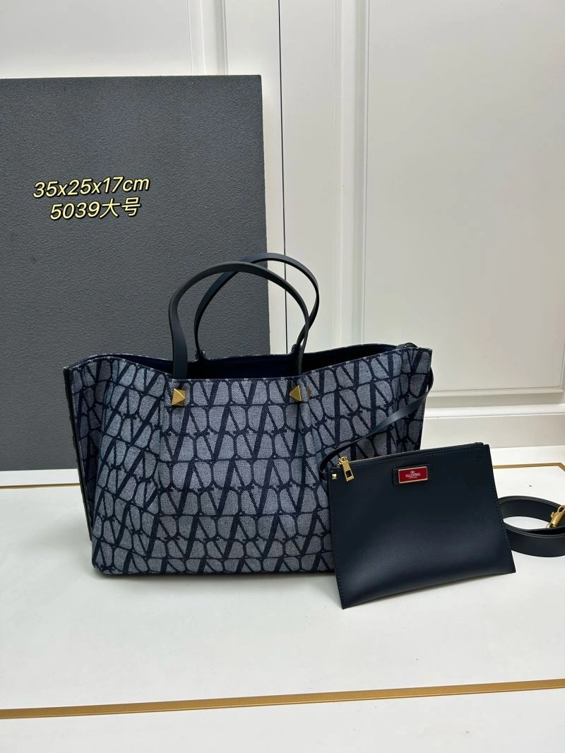 Valentino Shopping Bags TimelessDesign 81946