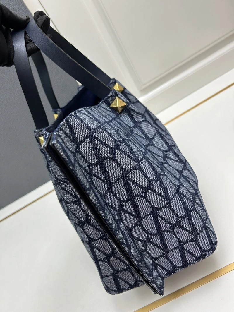 Valentino Shopping Bags TimelessDesign 81946