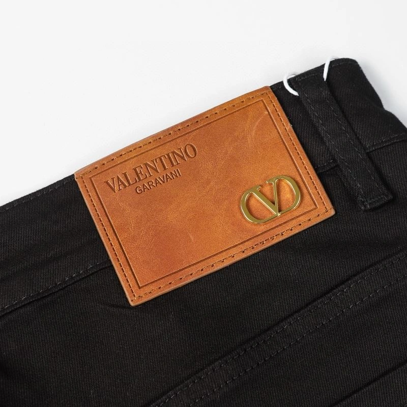 Supportive Valentino Short Pants 174655