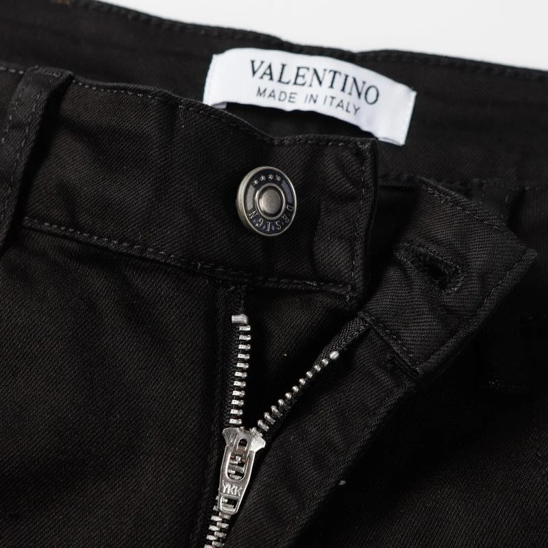 Supportive Valentino Short Pants 174655