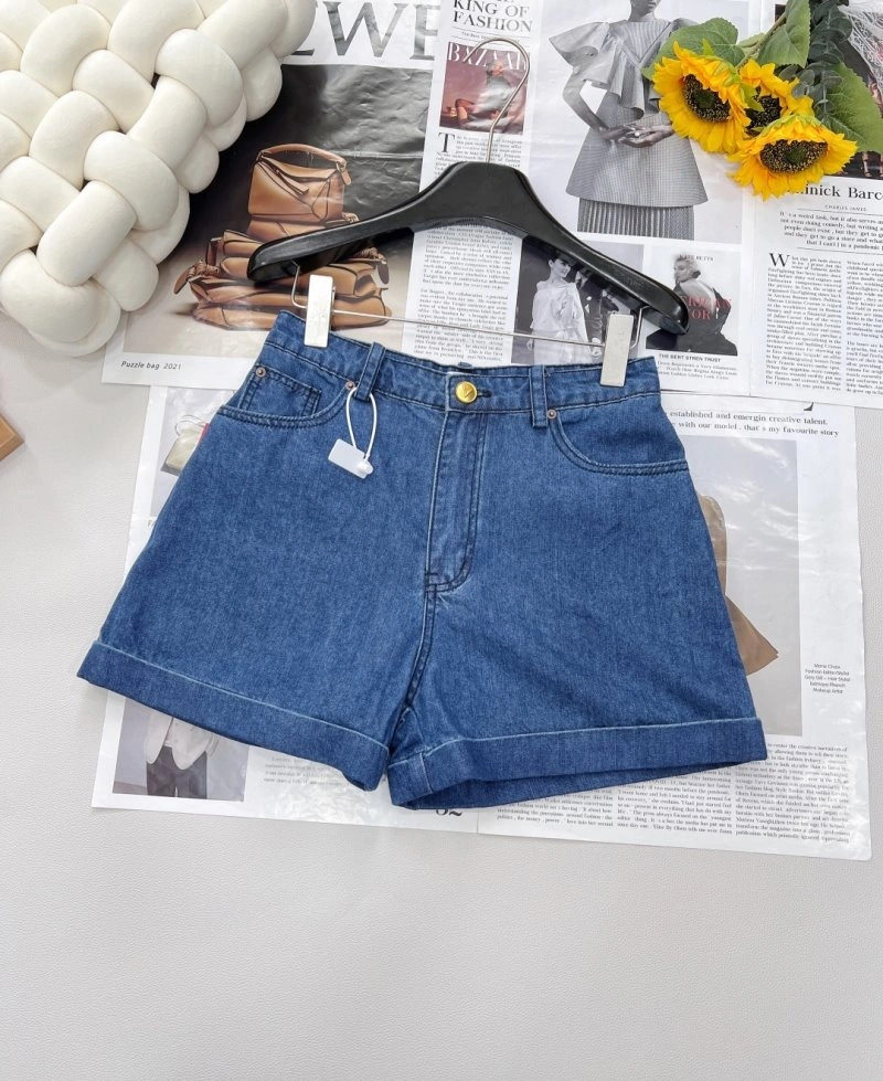 Valentino Short Pants Comfortable 174157