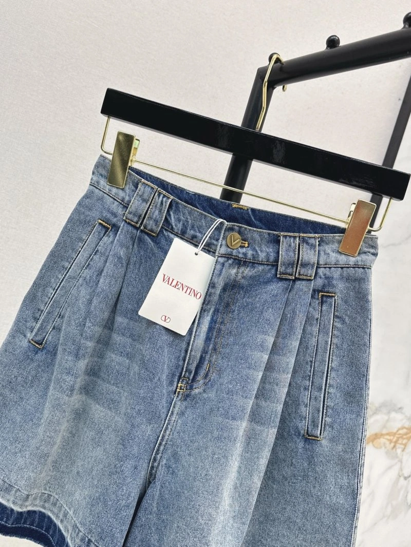 Compact Valentino Short Pants 174156
