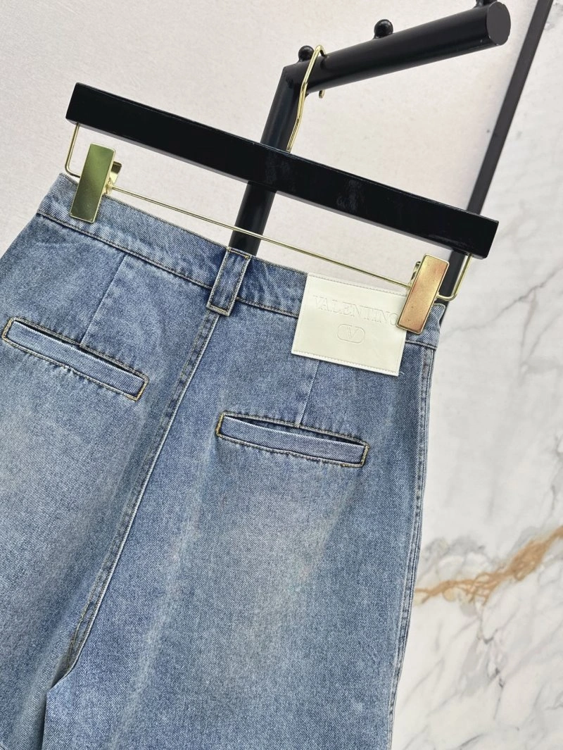 Compact Valentino Short Pants 174156
