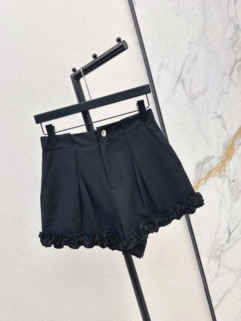 Valentino Short Pants Affordable 174208