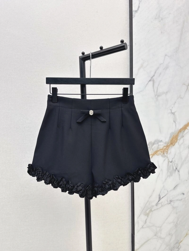 Valentino Short Pants Affordable 174208