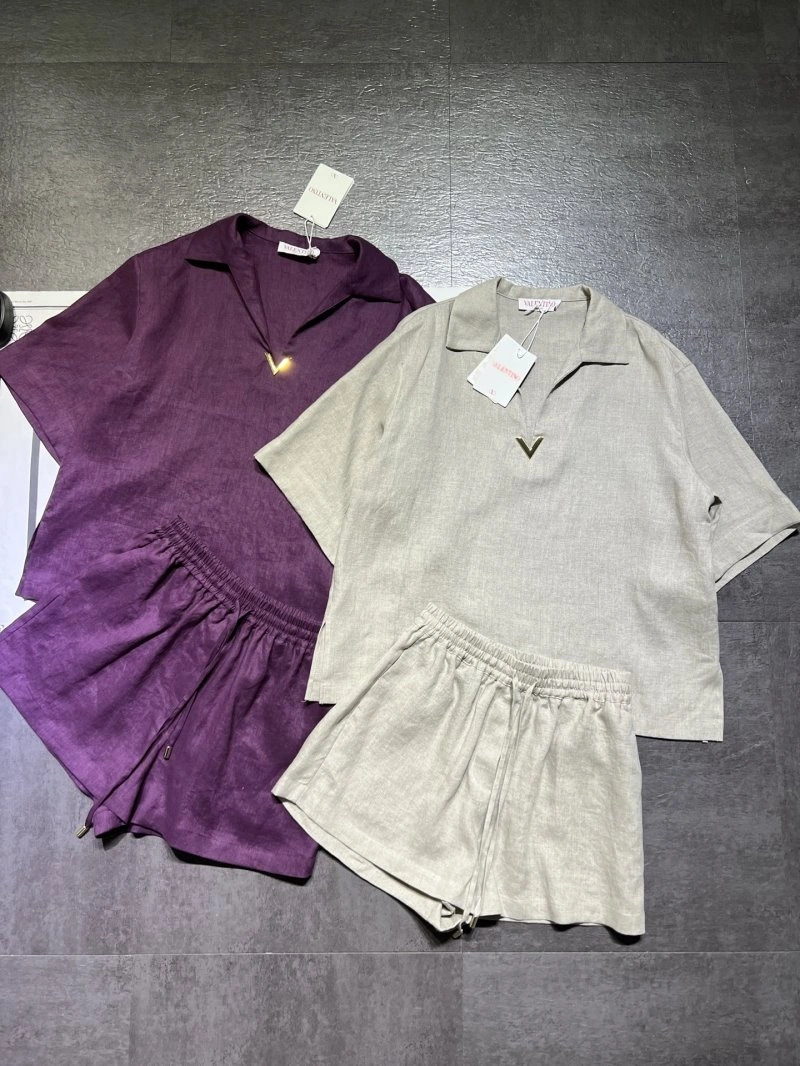 Valentino Short Suits Youthful 174286