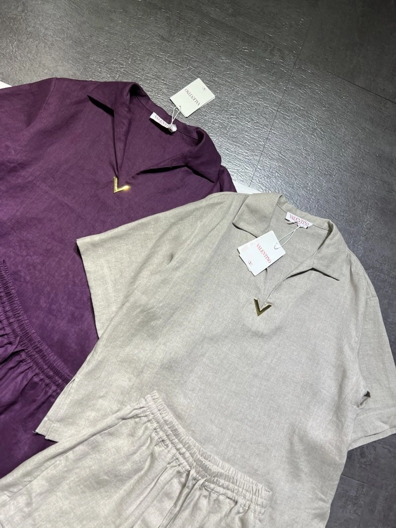 Valentino Short Suits Youthful 174286