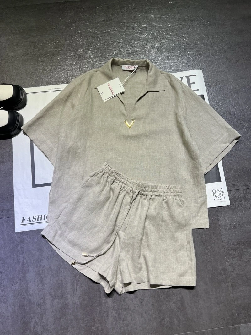 Valentino Short Suits Youthful 174286