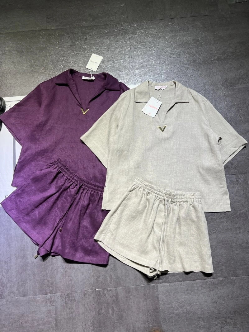Valentino Short Suits Youthful 174286