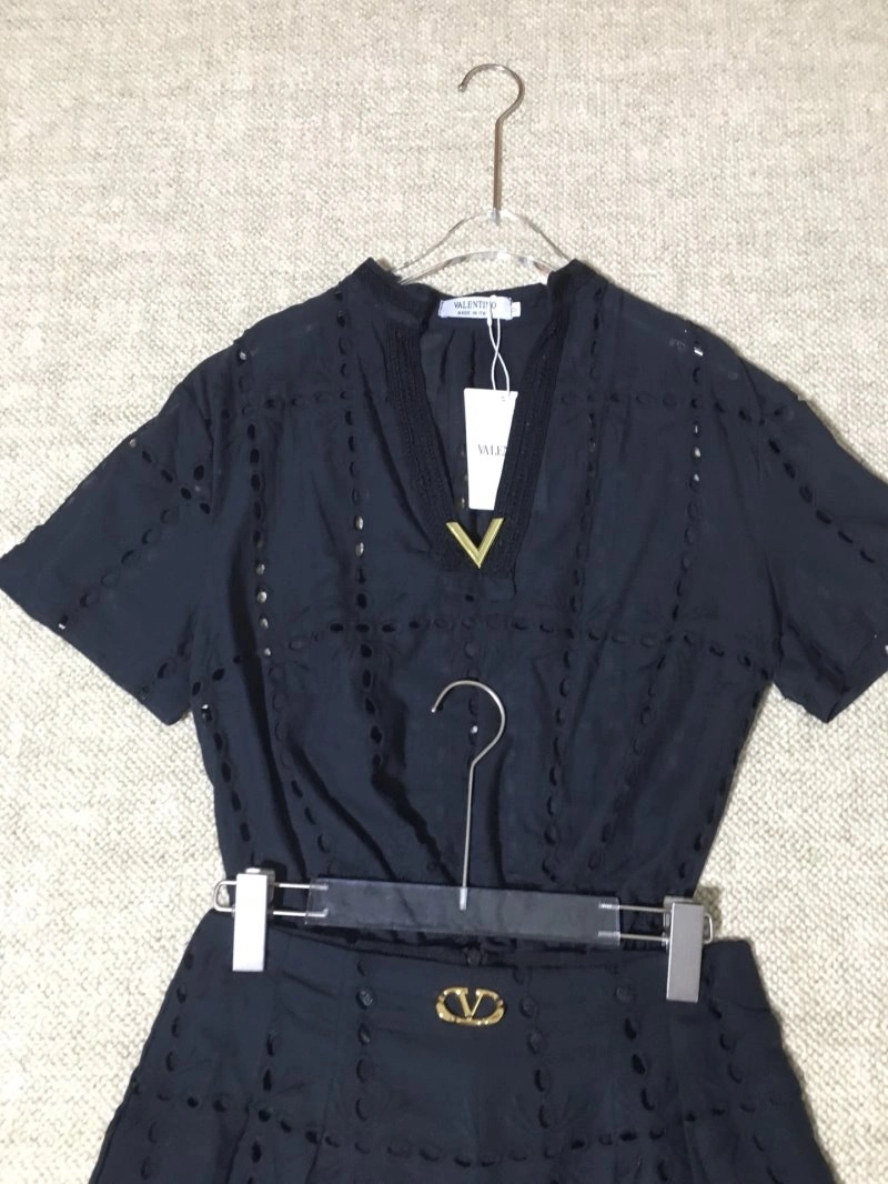 Valentino Short Suits Supportive 174458