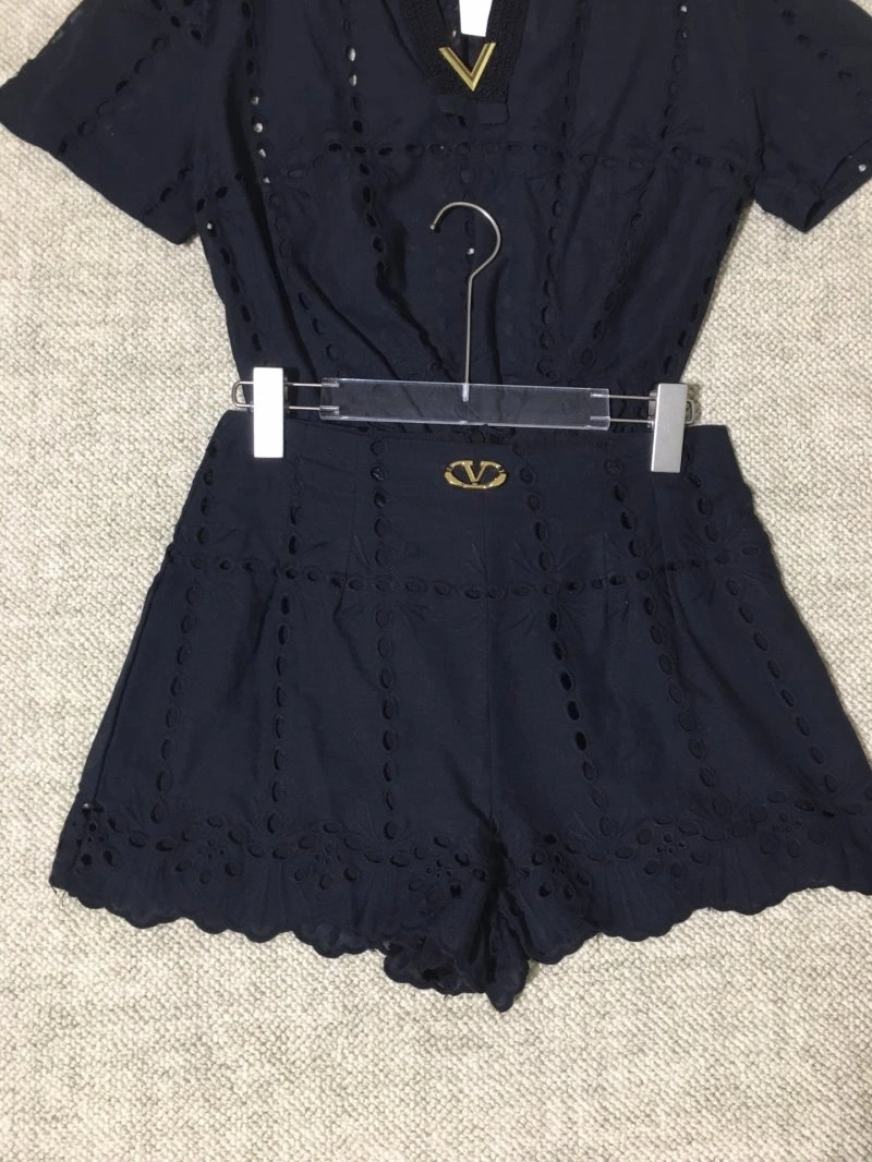 Valentino Short Suits Supportive 174458