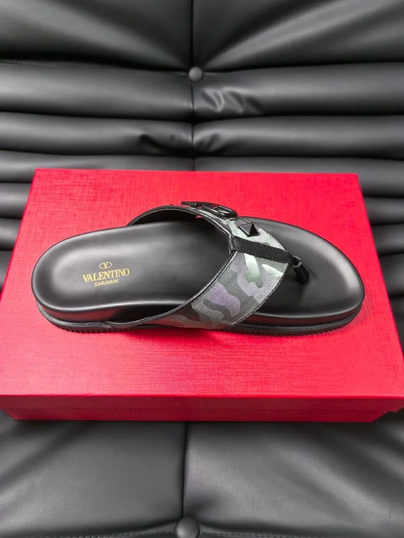 Valentino Slippers DailyWear 35780