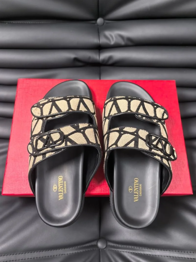 Valentino Slippers DailyWear 35777