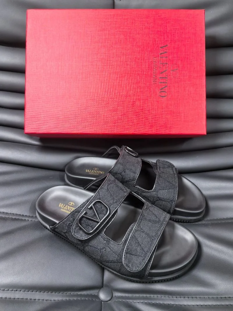 WellDesigned Valentino Slippers 35770