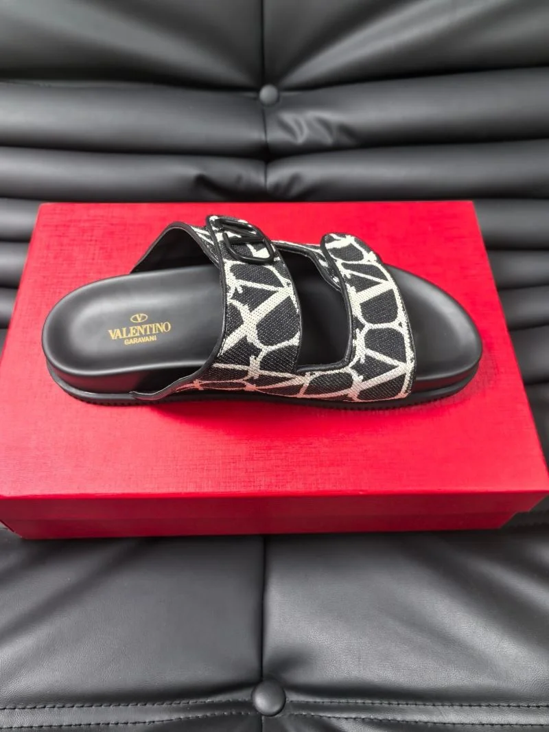 Effortless Valentino Slippers 35769