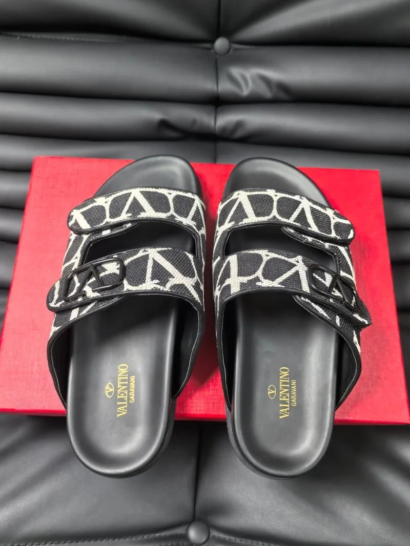 Effortless Valentino Slippers 35769