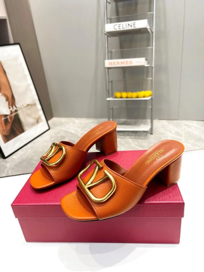 MoistureWicking Valentino Slippers 36585