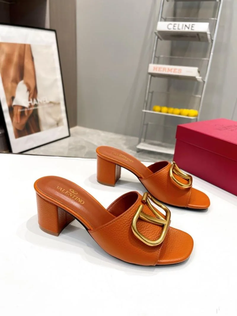 MoistureWicking Valentino Slippers 36585