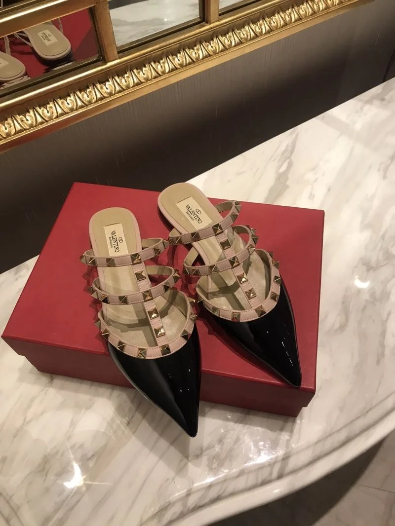 Valentino Slippers Unisex 36571