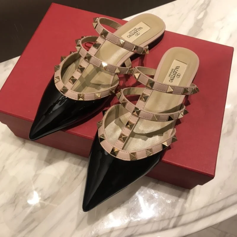 Valentino Slippers Unisex 36571