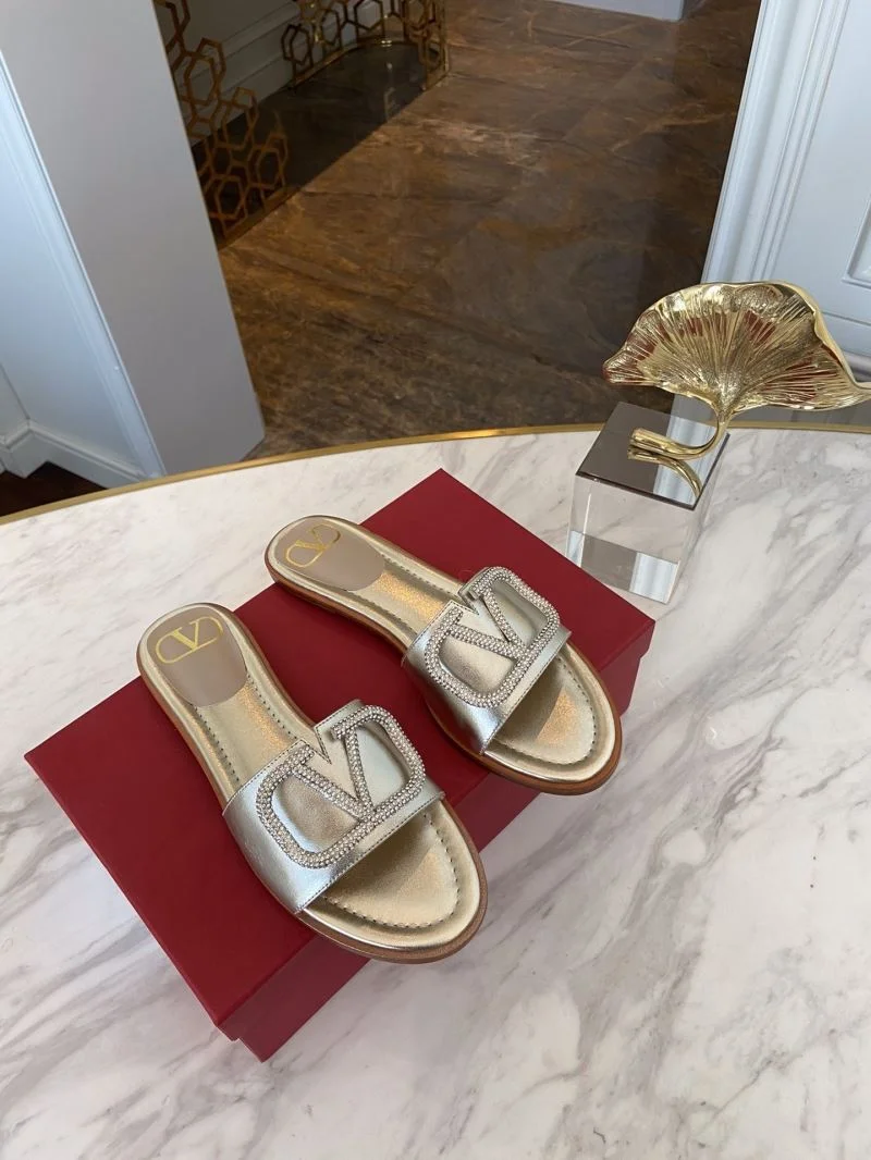Durable Valentino Slippers 36560