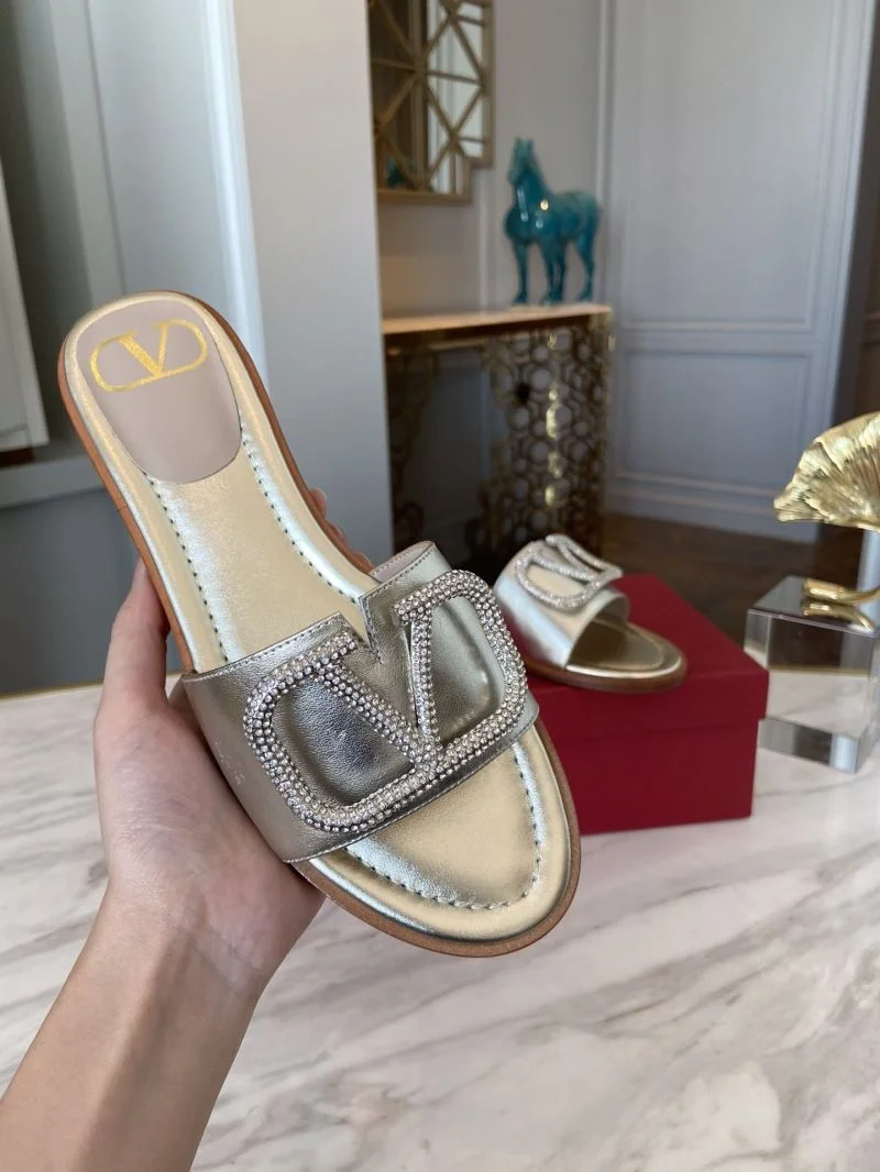 Durable Valentino Slippers 36560