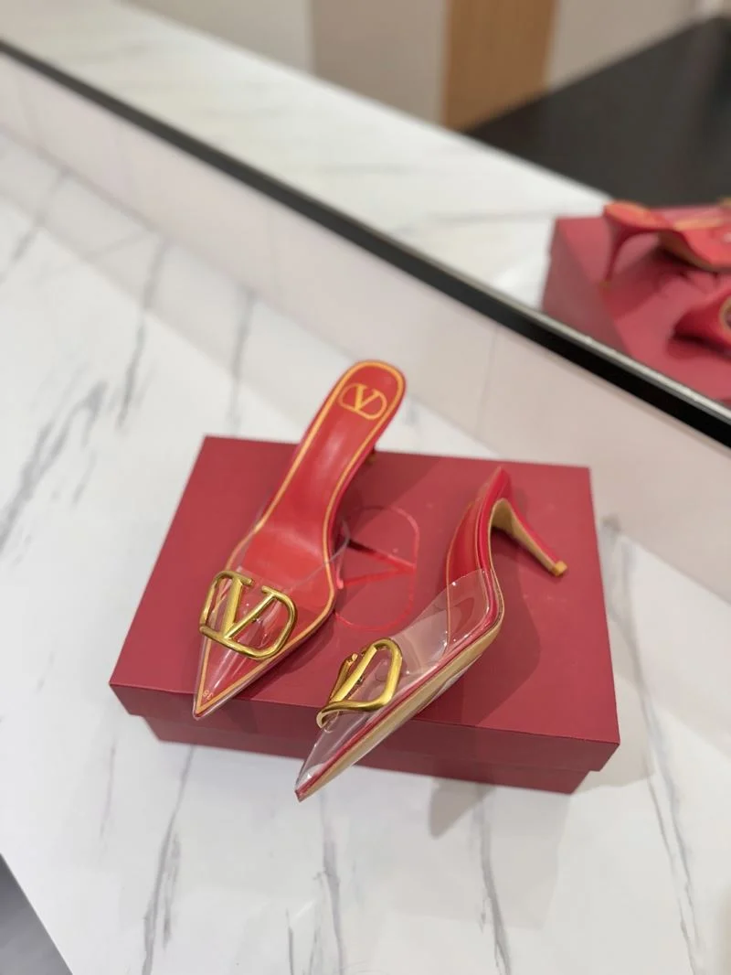 Reliable Valentino Slippers 36550