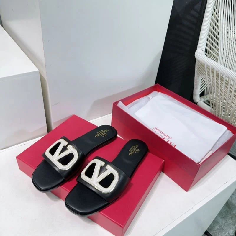 BestValue Valentino Slippers 36525