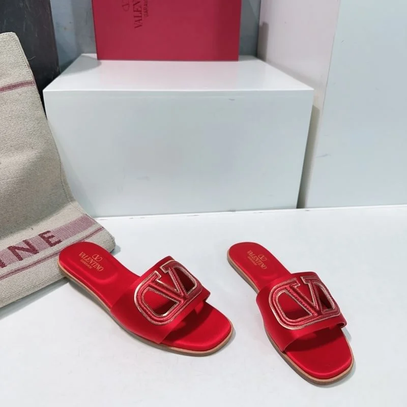 Popular Valentino Slippers 36522