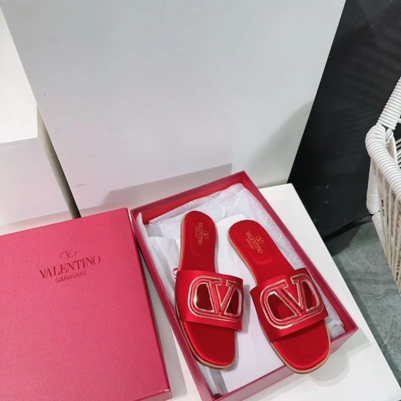 Popular Valentino Slippers 36522