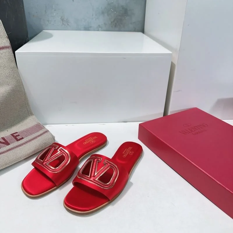 Popular Valentino Slippers 36522