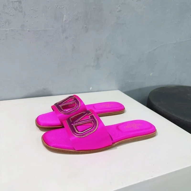 MoistureWicking Valentino Slippers 36528