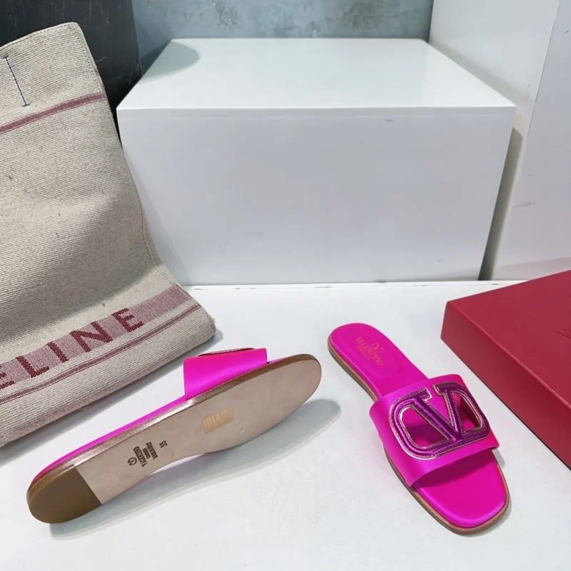 MoistureWicking Valentino Slippers 36528