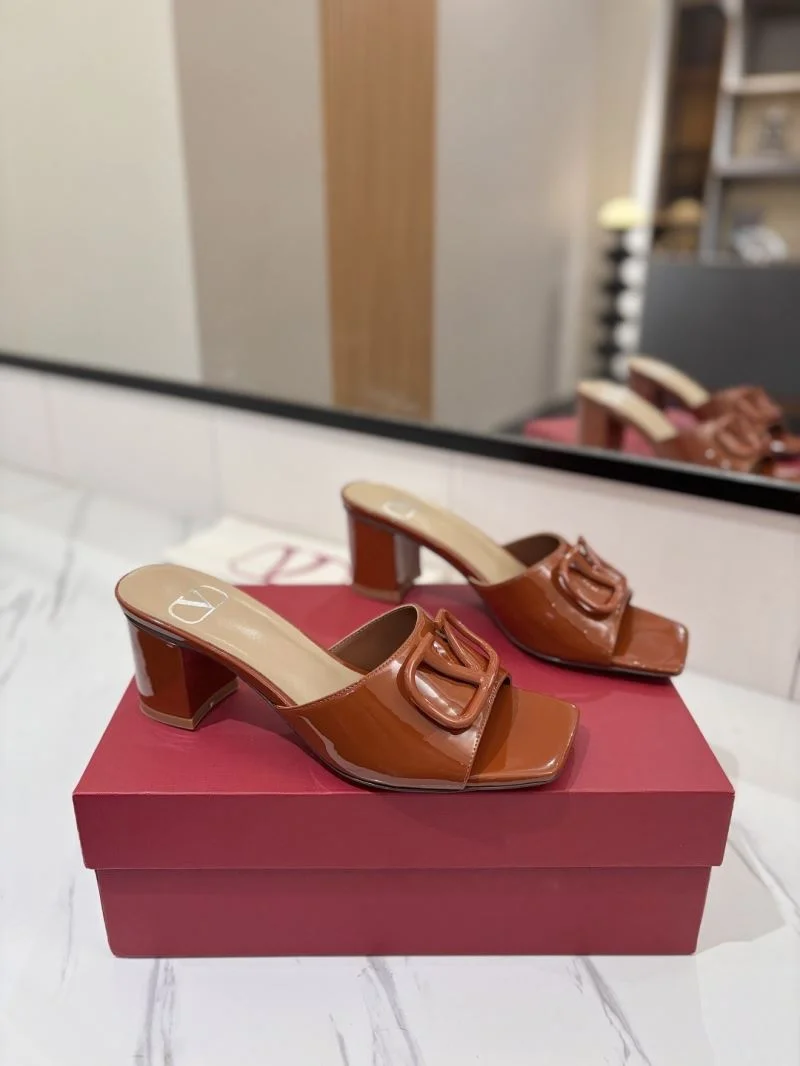 Popular Valentino Slippers 36530