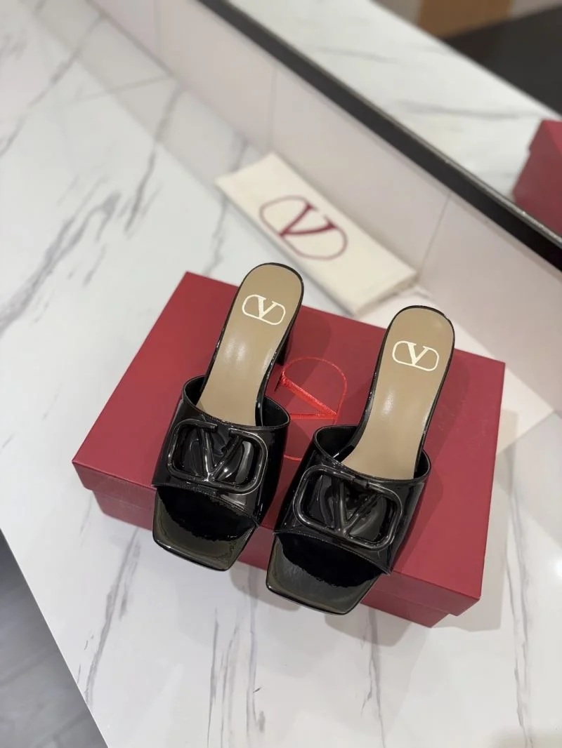 Compact Valentino Slippers 36523