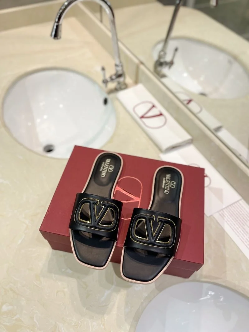 Comfortable Valentino Slippers 36541