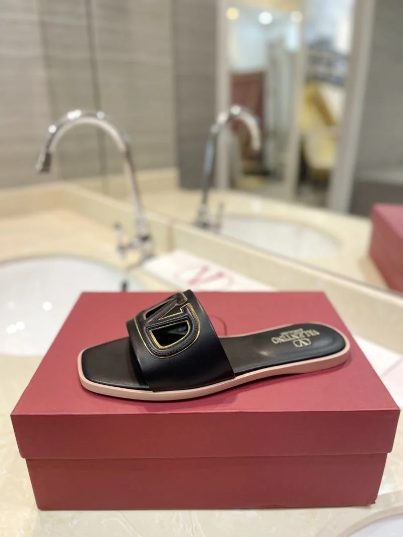 Comfortable Valentino Slippers 36541